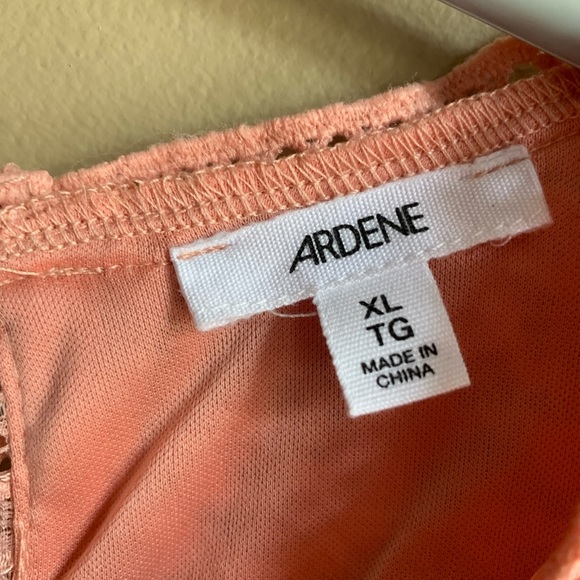 Gorgeous Ardene summer sleeveless blouse - Picture 3 of 3